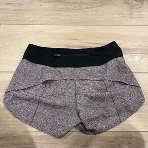 Lululemon Speed Up Mid-Rise Lined Shorts Color: Slate/white Size: 8